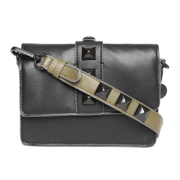 steve madden black studded purse